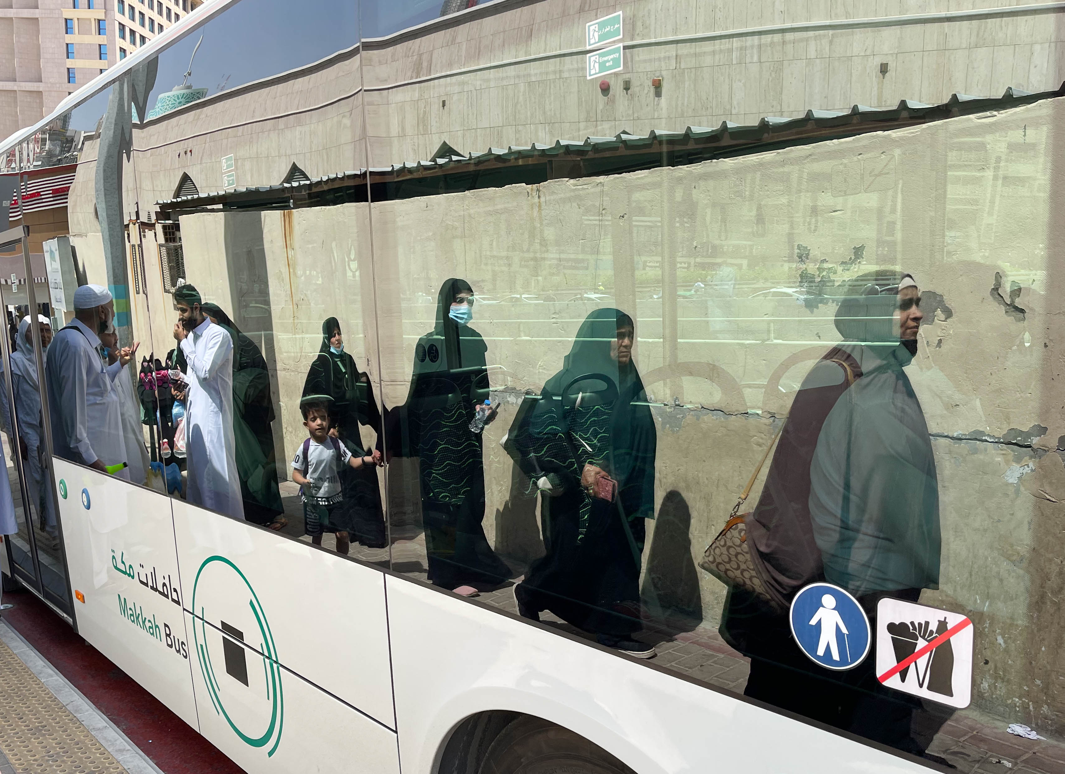 Makkah-buses-reach-100-thousand-2.jpg Makkah-buses-reach-100-thousand-2.jpg